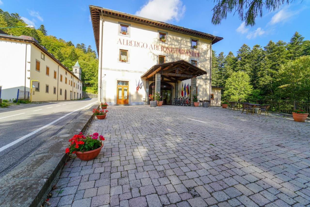 Abetone E Piramidi Resort Eksteriør bilde
